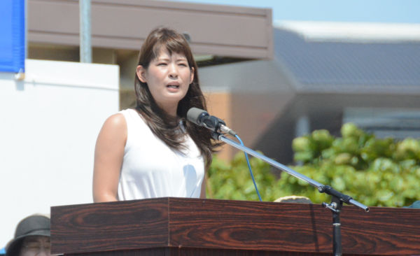 元SEALDs琉球の玉城愛さん。元米兵による女性殺人事件の現場となった うるま市  に住む。