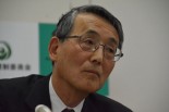 「こんな議論をいくらやってもしょうがない」「裁判の世界に任せたい」。田中委員長は福井地裁の決定について突っ込まれるのを嫌がった。　＝15日、　原子力規制庁　写真：筆者＝