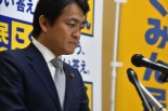 記者会見する玉木代表。自由党との合流について問われると「いろいろな選択肢がある」を繰り返した。＝23日午後2時30分頃、衆院第４控室　撮影：田中龍作＝